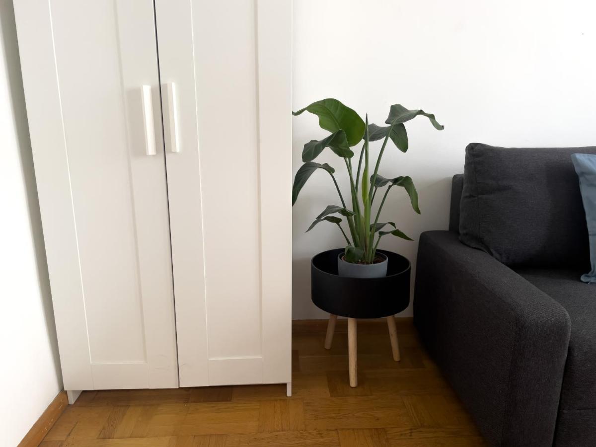 Sunny Studio Near Central Station Apartment Vienna Exterior photo