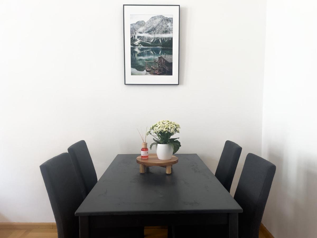 Sunny Studio Near Central Station Apartment Vienna Exterior photo